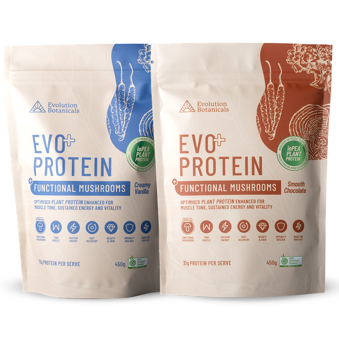 Two bags of Evo+ Protein next to each other, with Creamy Vanilla on the left and Smooth Choclate on the right.